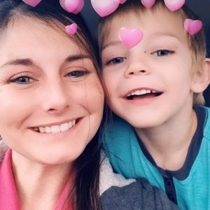 Meet your Posher, Crystal